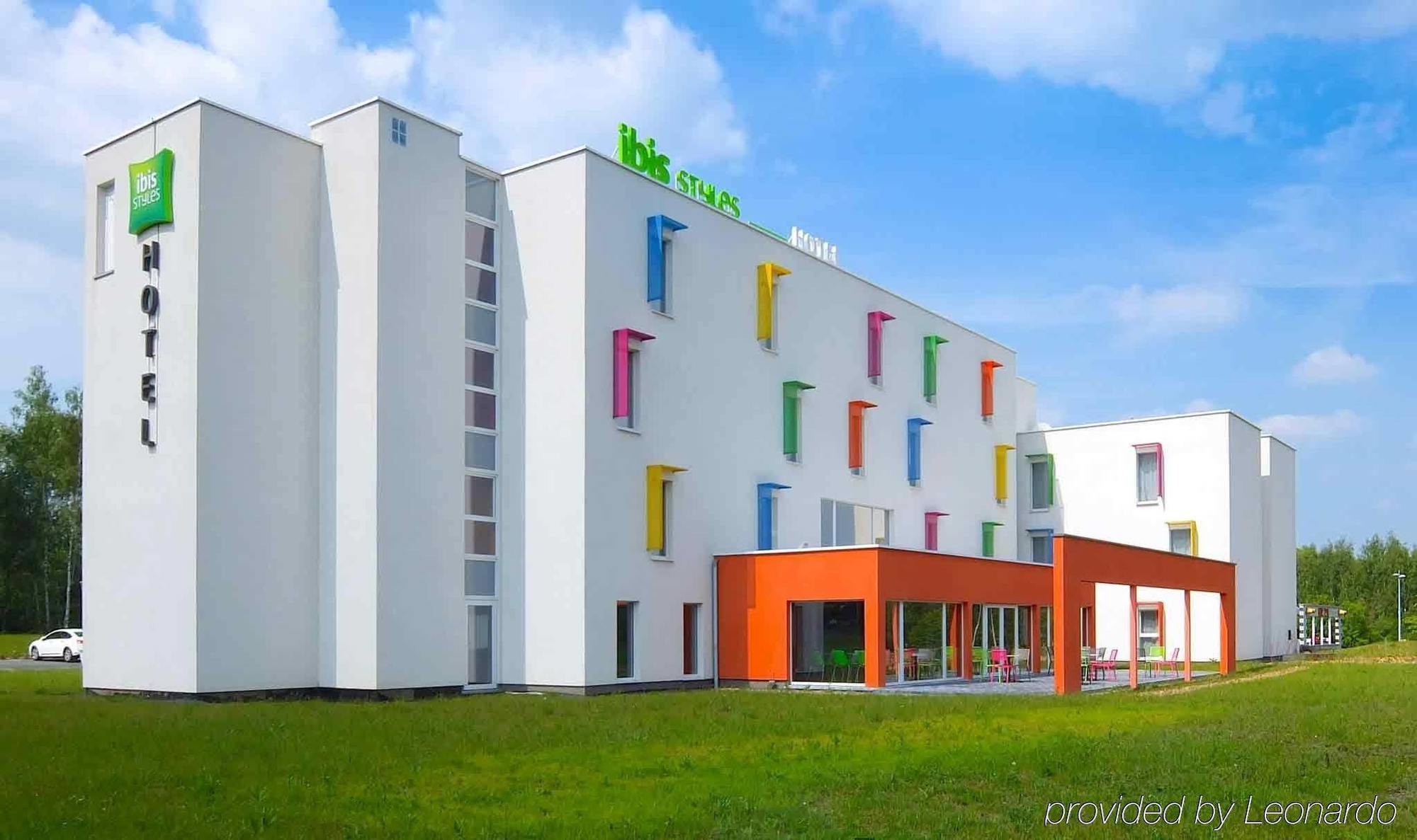 Готель Ibis Styles Нівелль Екстер'єр фото
