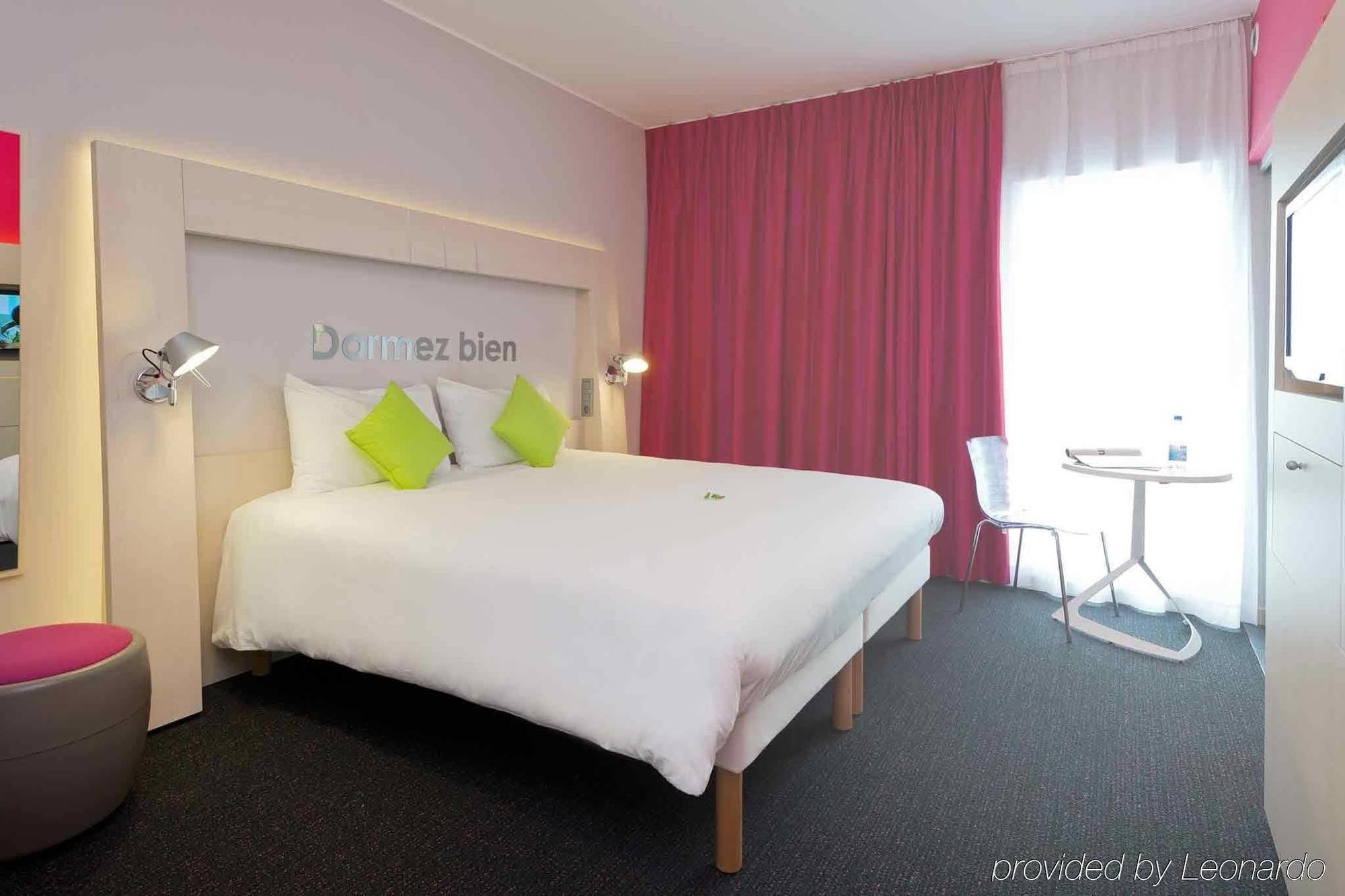Готель Ibis Styles Нівелль Екстер'єр фото