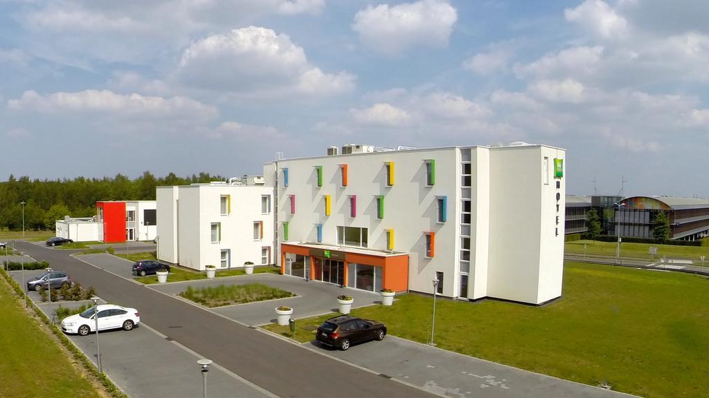 Готель Ibis Styles Нівелль Екстер'єр фото
