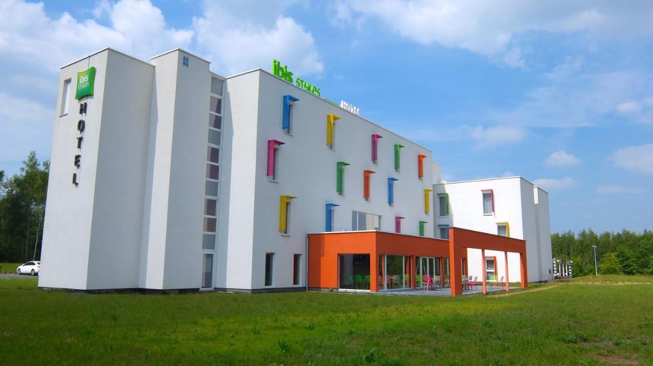 Готель Ibis Styles Нівелль Екстер'єр фото