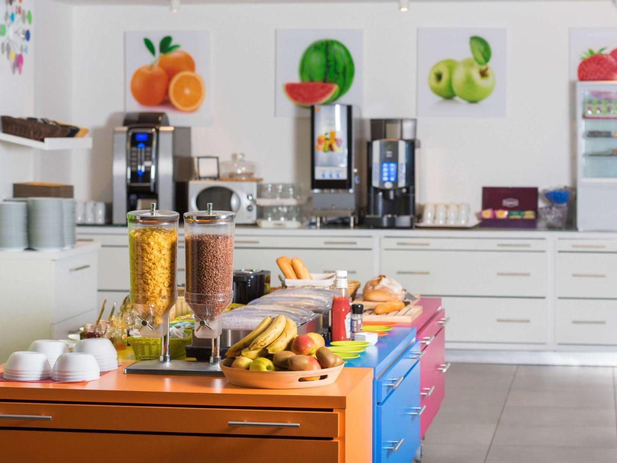 Готель Ibis Styles Нівелль Екстер'єр фото